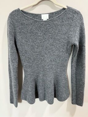 H&M Gray Ribbed Peplum Crew Neck Sweater